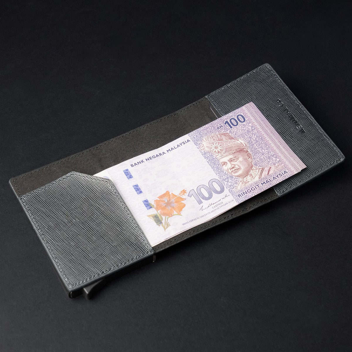 ME-FIT CIPHER WALLET / SAFFIANO LEATHER