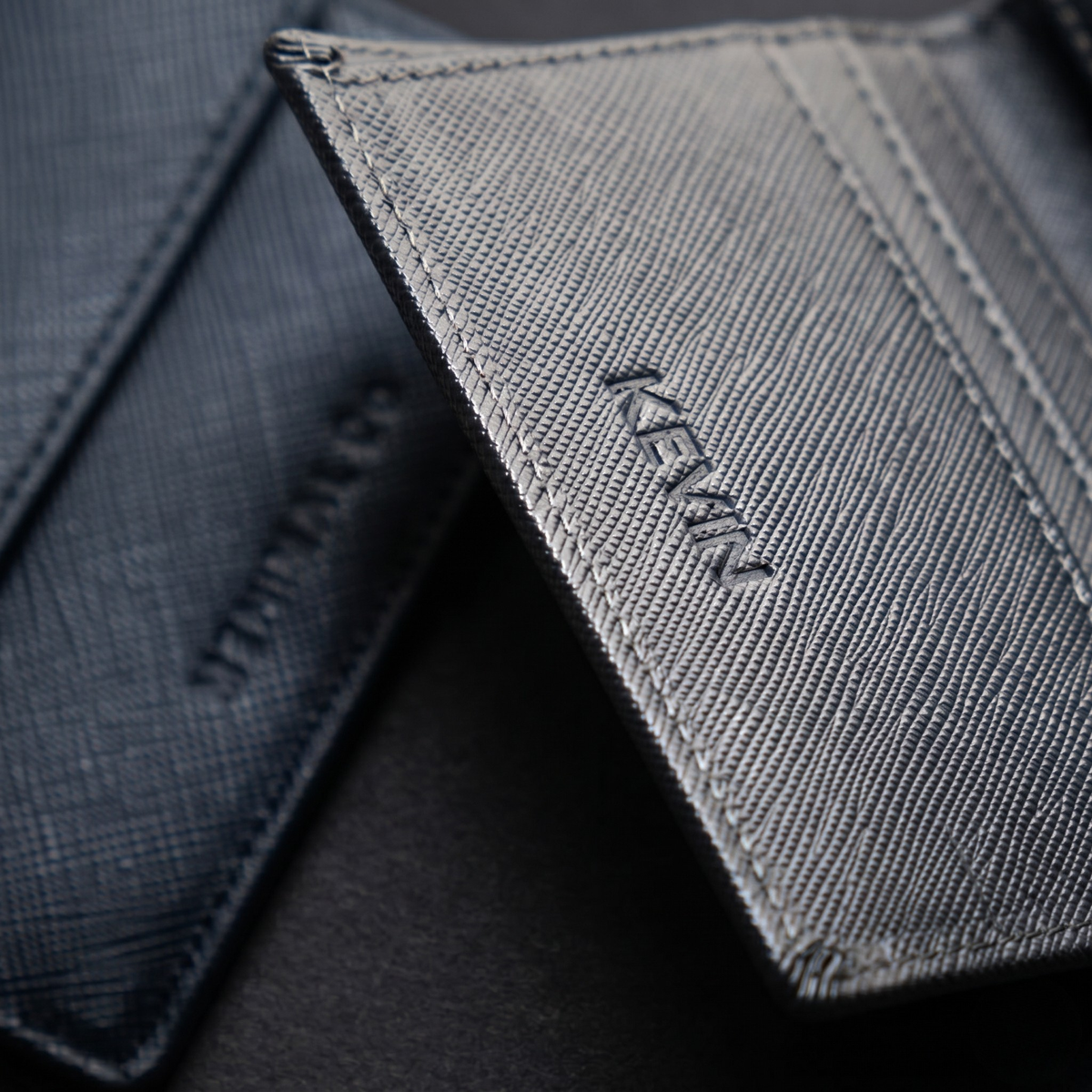 ME-FIT CIPHER WALLET / SAFFIANO LEATHER