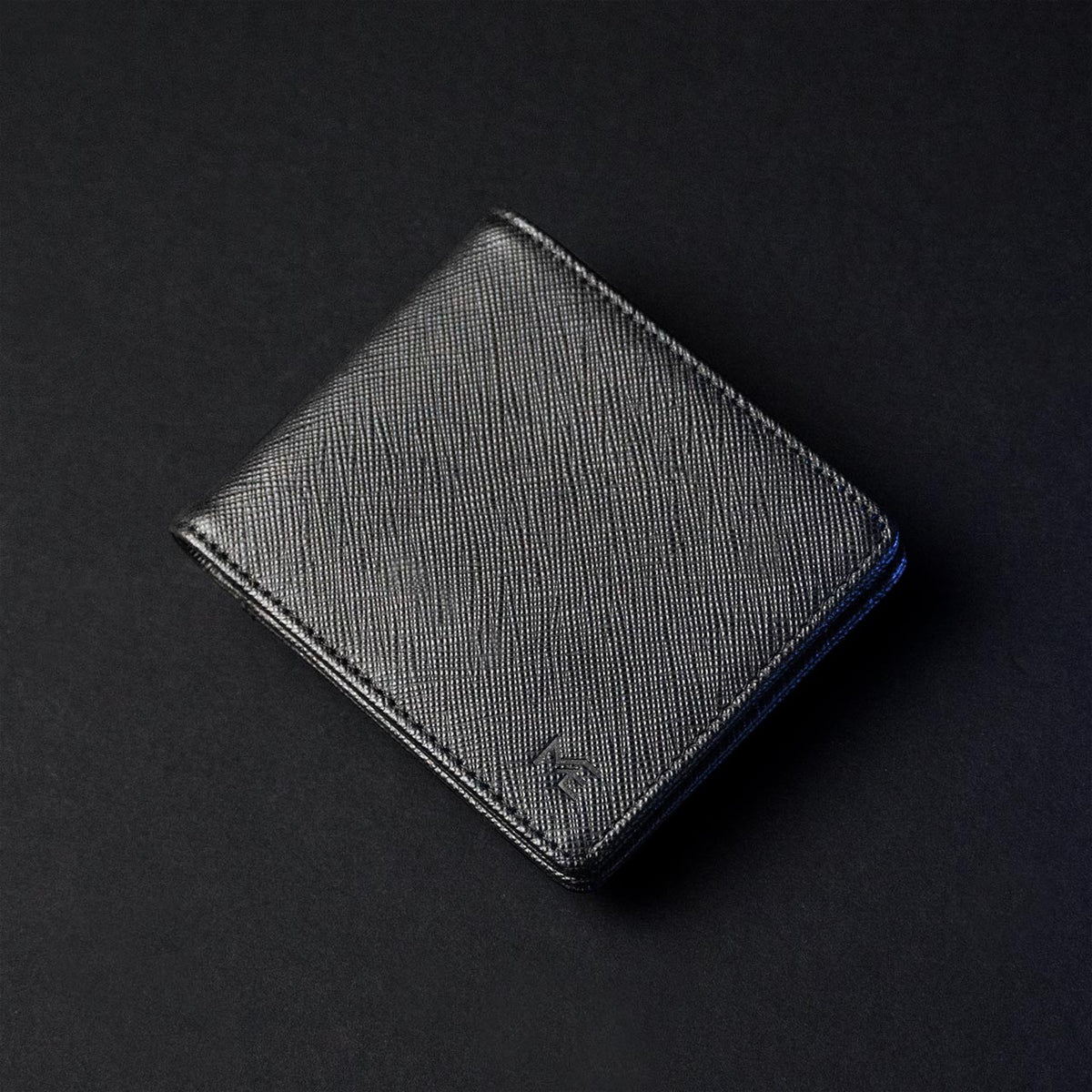 horizontal bifold wallet