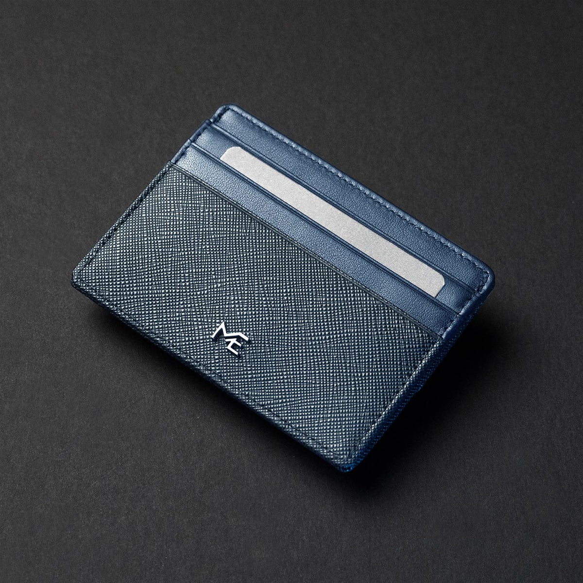 minimalist card sleeve wallet