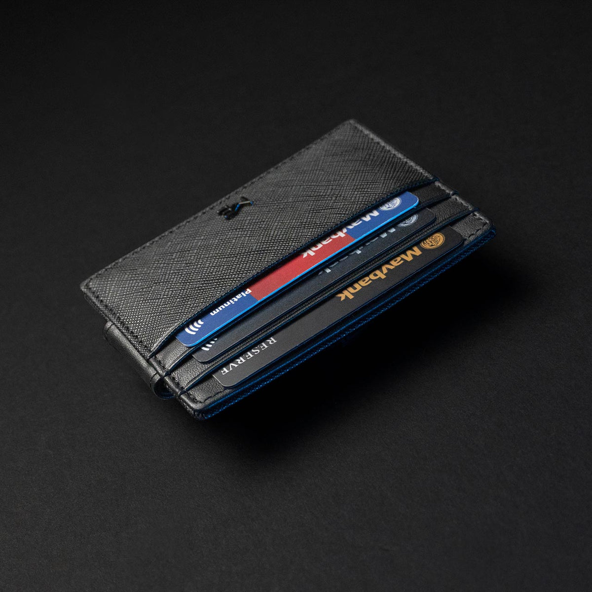 minimalist card sleeve wallet