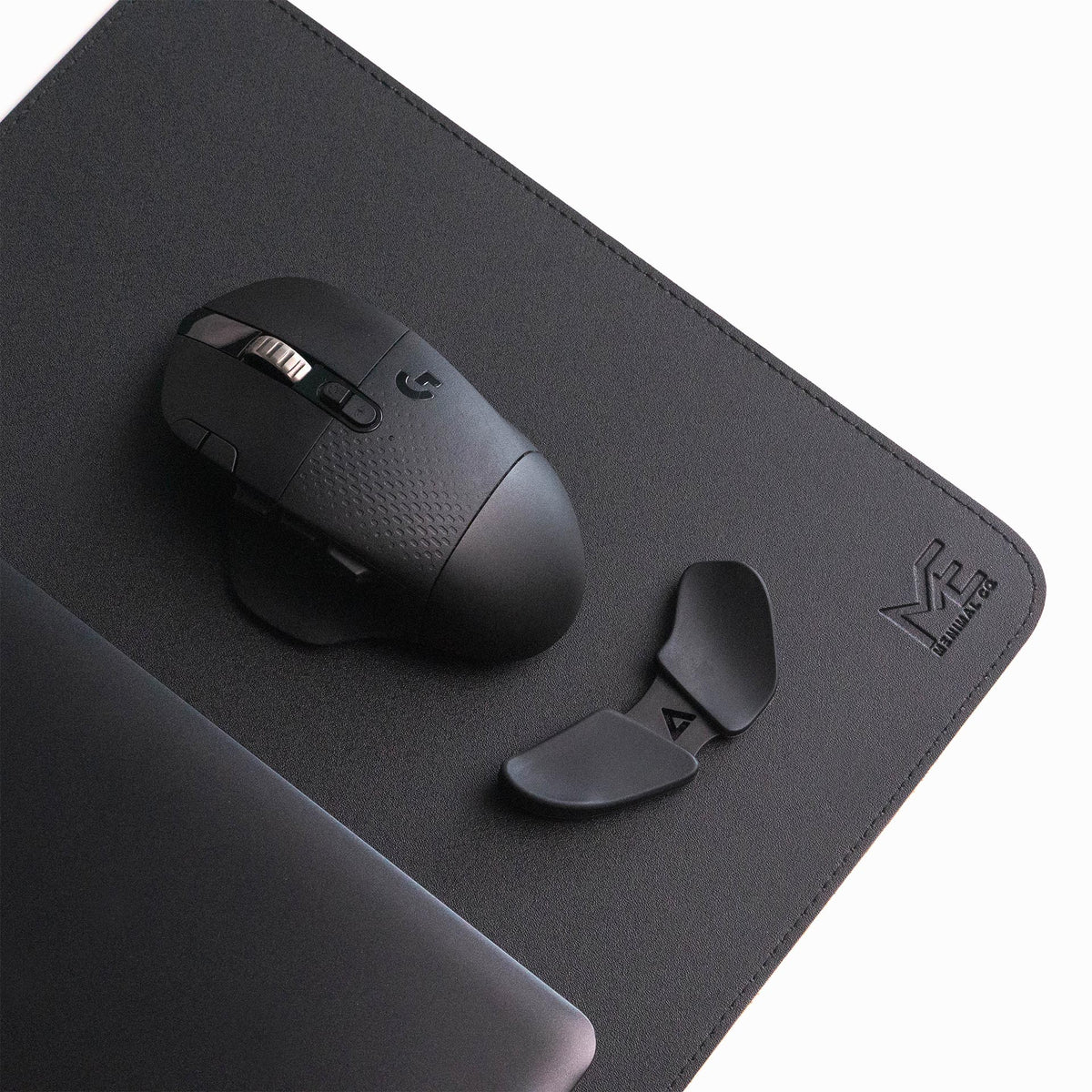 Me-nimal Desk Mat / Dual Color