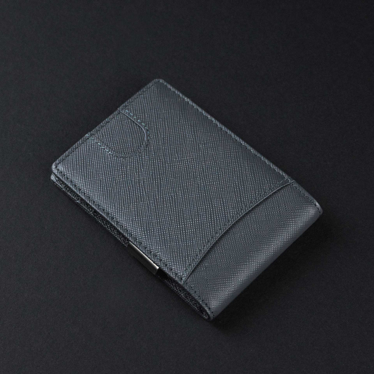 Mens wallet with money clip. Made with genuine leather